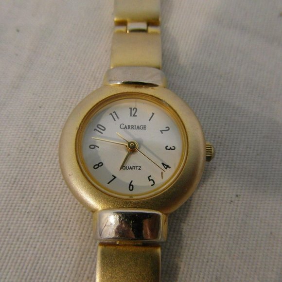 WOMENs CARRIAGE GOLD SILVER STAINLESS STEEL BACK BASE METAL BEZEL WATCH NM 00495 main image 4